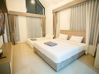 For sale 5 ベッドルーム villa in Bang Lamung, Chonburi