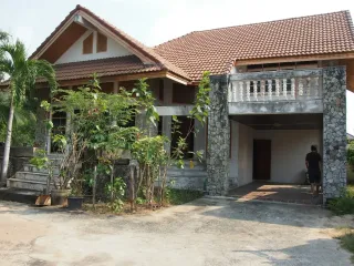 Casa en venta de 2 habitaciones en Si Racha, Chonburi