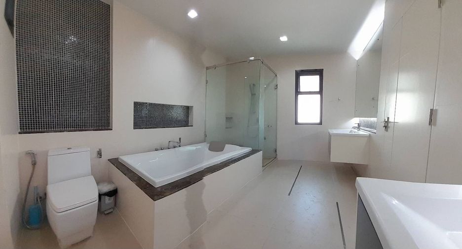 For rent 4 bedrooms house in Prawet, Bangkok