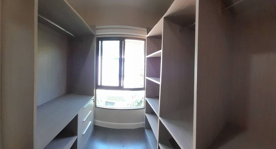 For rent 4 bedrooms house in Prawet, Bangkok