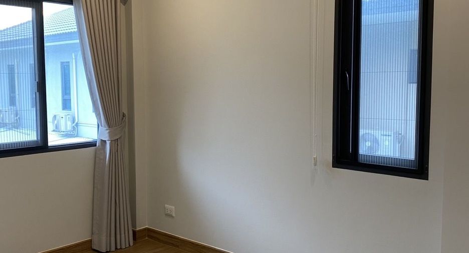 Casa en venta de 3 habitaciones en Bang Khun Thian, Bangkok