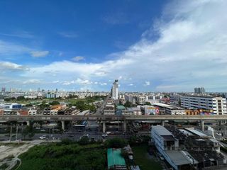 For sale 1 bed condo in Mueang Samut Prakan, Samut Prakan