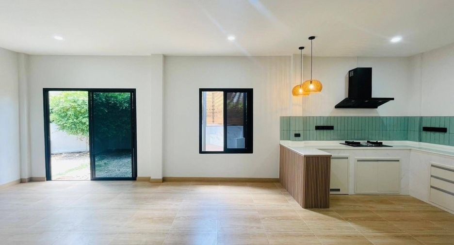Haus zum Kauf mit 3 Zimmer in Thalang, Phuket