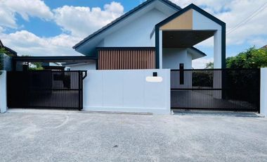Haus zum Kauf mit 3 Zimmer in Thalang, Phuket