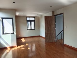 For sale and for rent 5 bedrooms house in Khan Na Yao, Bangkok