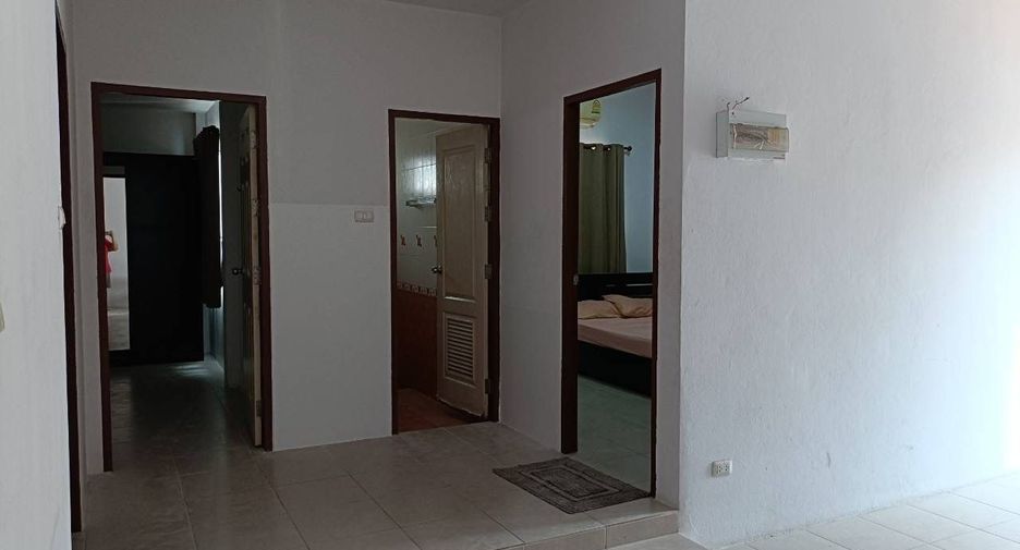 For sale 3 bedrooms house in Si Racha, Chonburi