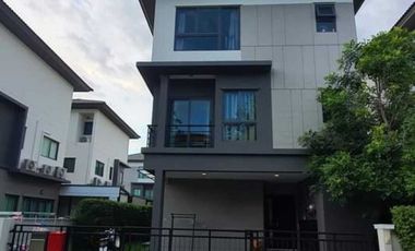 Haus zum Kauf mit 3 Zimmer in Phra Pradaeng, Samut Prakan