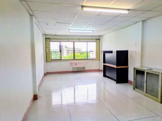 ให้เช่า 16 ห้องนอน บ้านเดี่ยว ใน จอมทอง, กรุงเทพฯ