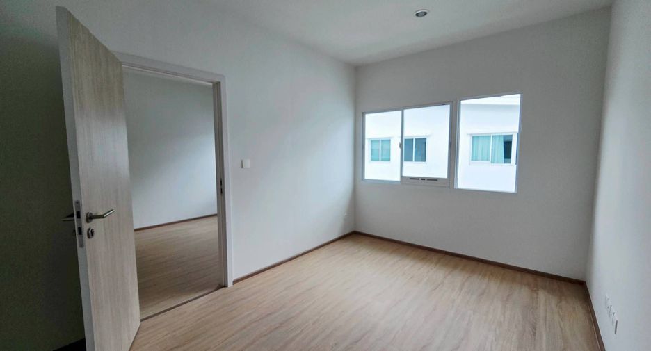 For sale 4 bedrooms house in Prawet, Bangkok