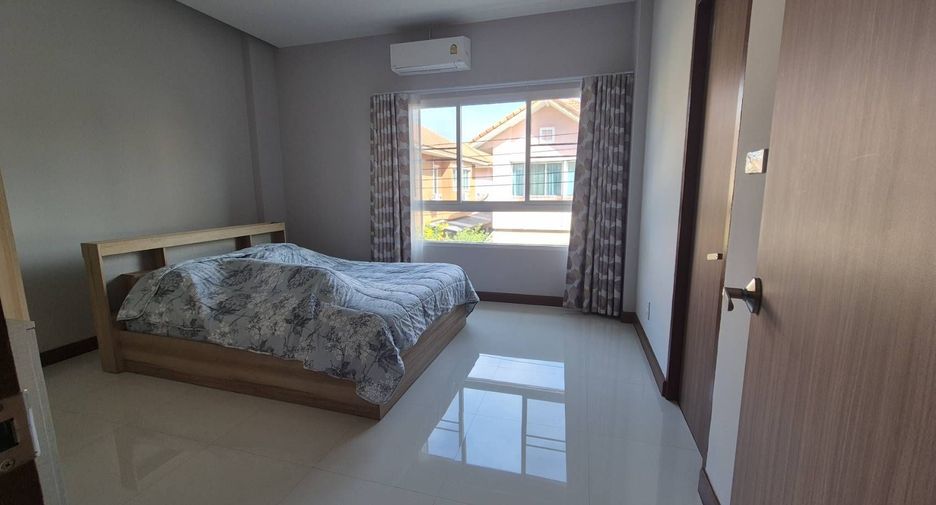 For sale 3 bedrooms house in Mueang Samut Prakan, Samut Prakan