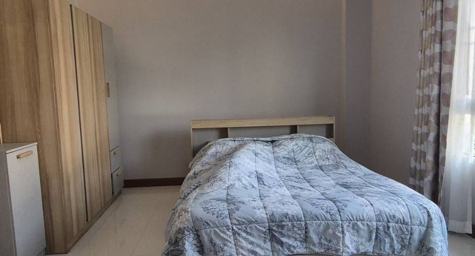 For sale 3 bedrooms house in Mueang Samut Prakan, Samut Prakan