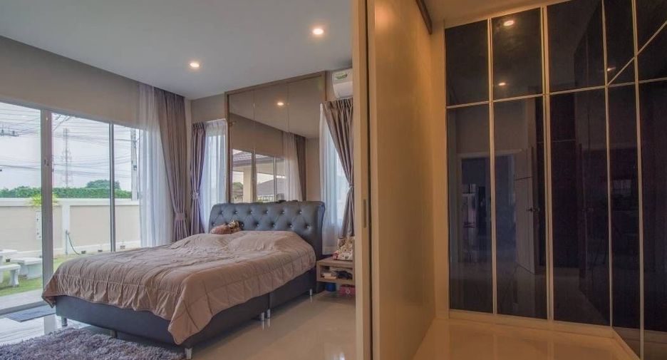For sale 3 bedrooms house in Bang Lamung, Chonburi
