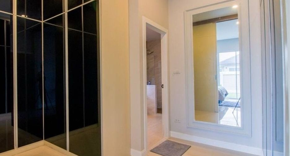 For sale 3 bedrooms house in Bang Lamung, Chonburi