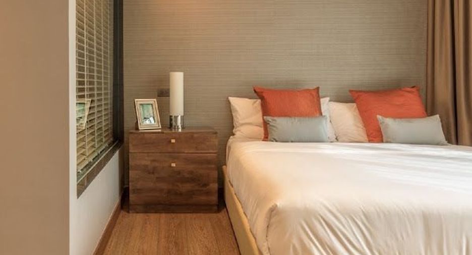 For rent 2 bedrooms apartment in Watthana, Bangkok