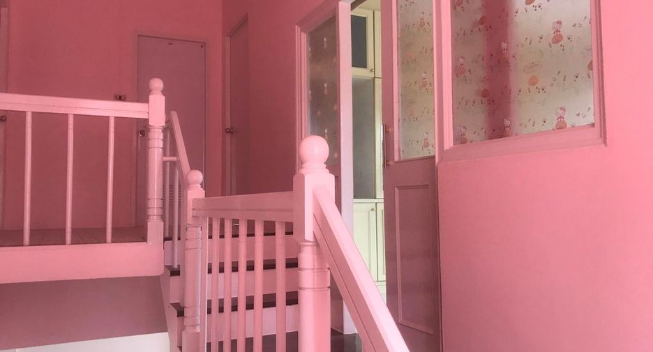 For rent 3 bedrooms house in Nong Chok, Bangkok