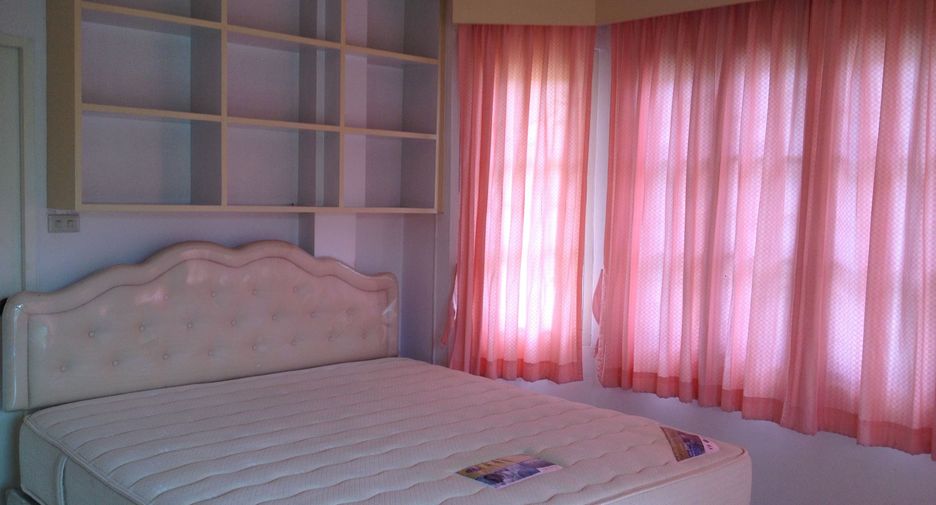 For rent 3 bedrooms house in Nong Chok, Bangkok