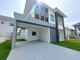 For Rent 4 Bedroom House In Bang Lamung, Chonburi