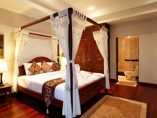 For rent 4 bedrooms villa in Mueang Phuket, Phuket