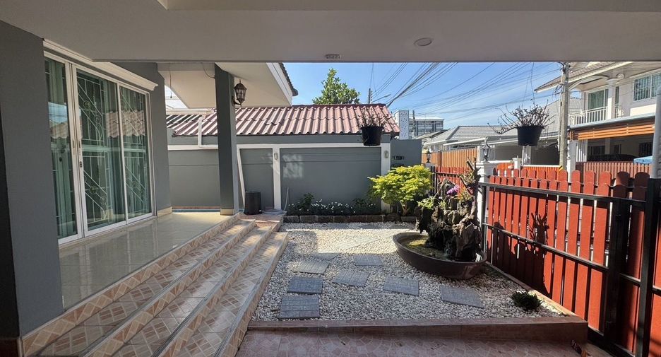 Casa en venta de 3 habitaciones en Bang Lamung, Chonburi