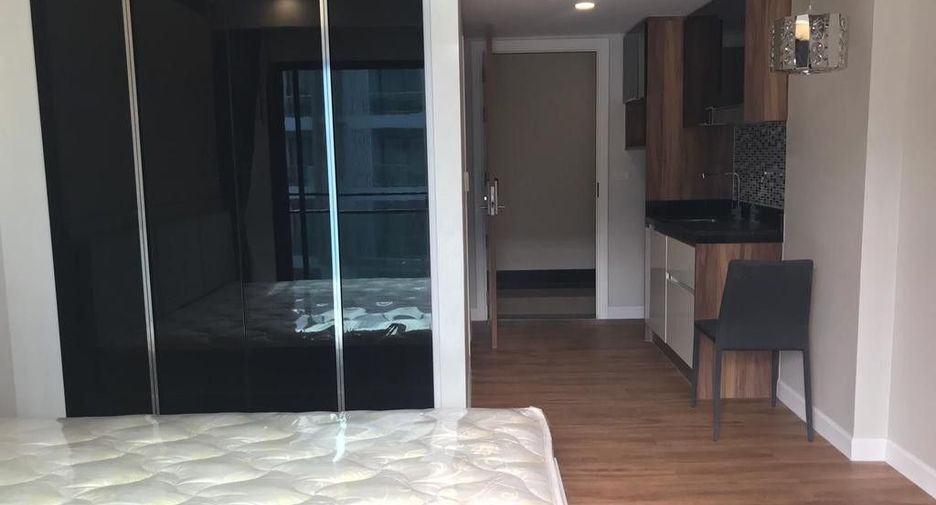 For sale studio condo in Jomtien, Pattaya