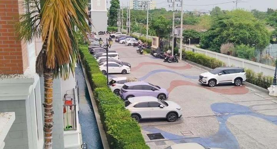 For sale 1 bed condo in Bang Lamung, Chonburi