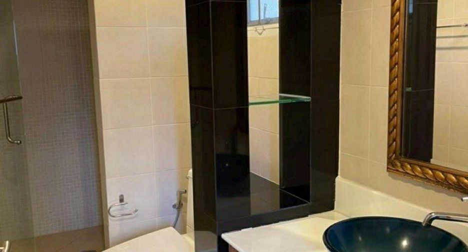 For rent 5 bedrooms villa in Bang Lamung, Chonburi