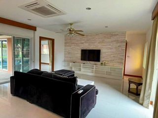 Villa zur Miete mit 5 Zimmer in Bang Lamung, Chonburi