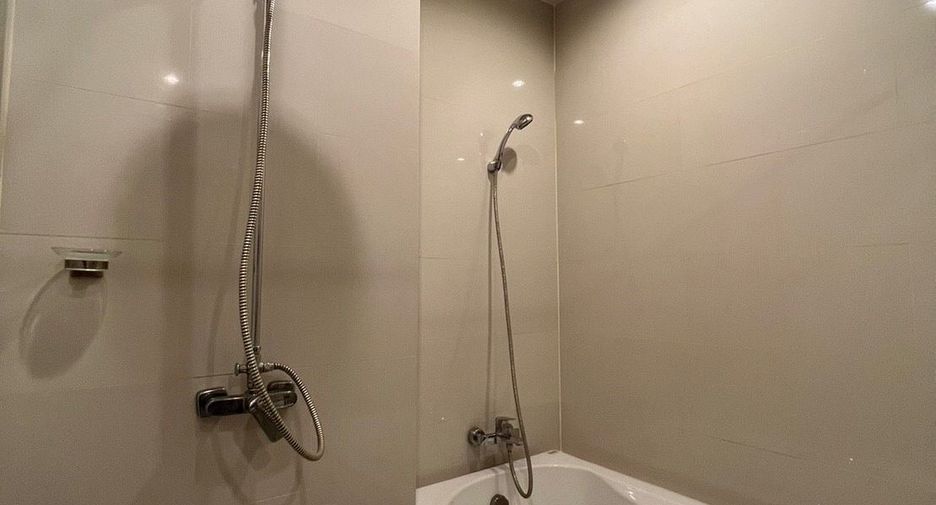 For sale 2 bedrooms condo in Khan Na Yao, Bangkok