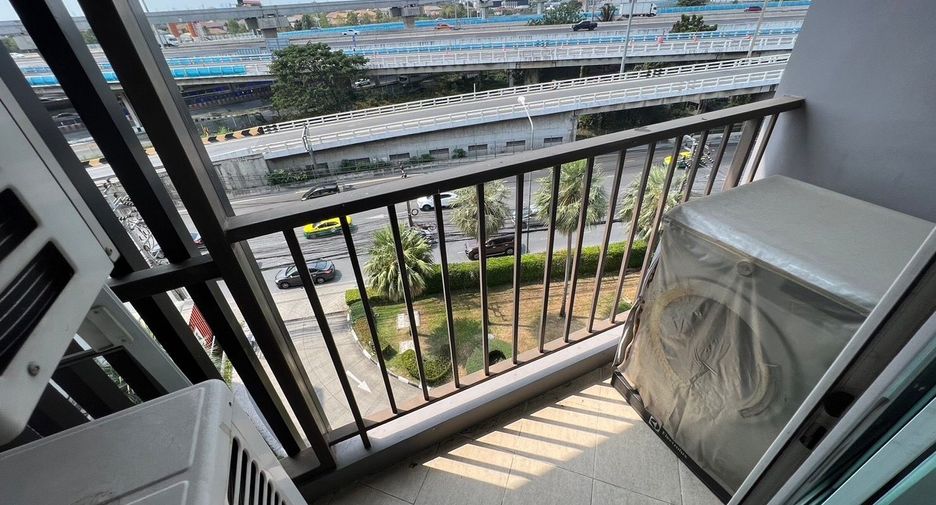 For sale 2 bedrooms condo in Khan Na Yao, Bangkok