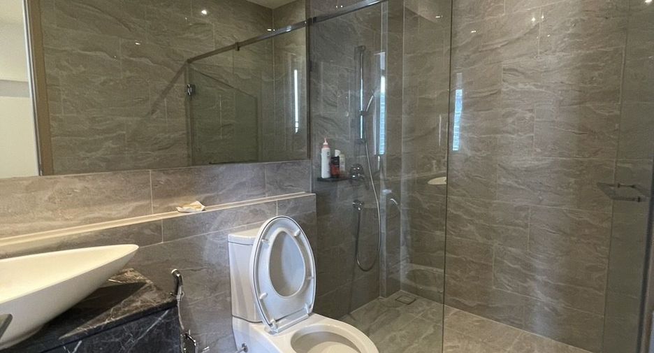 For rent 1 bed condo in Huai Khwang, Bangkok