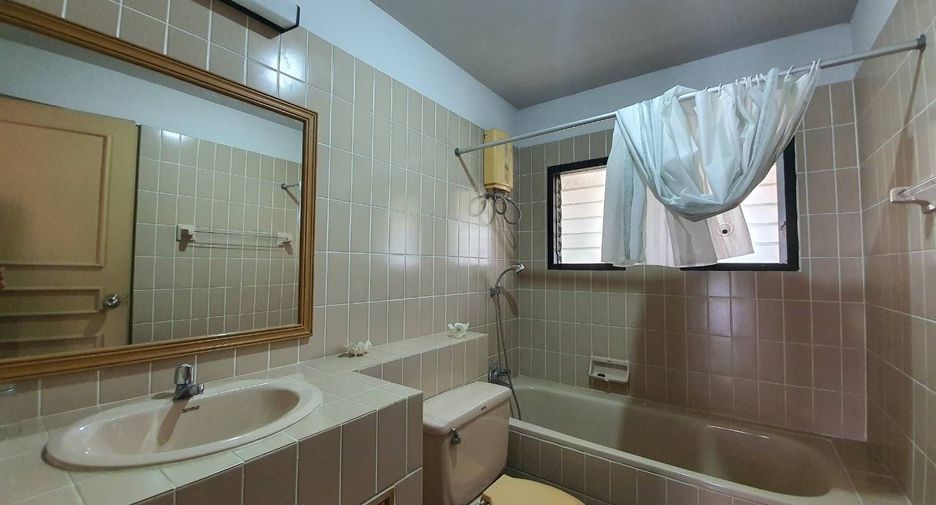 For sale 3 bedrooms house in Cha Am, Phetchaburi