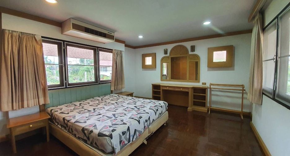 For sale 3 bedrooms house in Cha Am, Phetchaburi