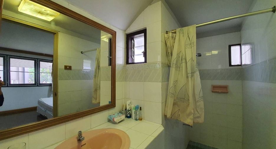 For sale 3 bedrooms house in Cha Am, Phetchaburi