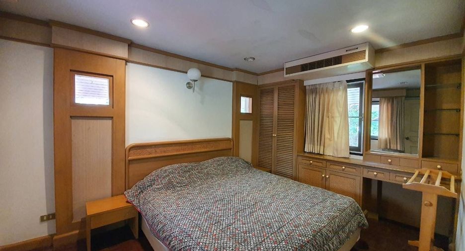 For sale 3 bedrooms house in Cha Am, Phetchaburi