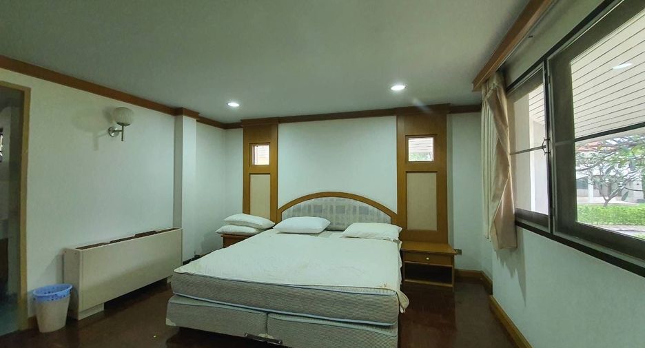 For sale 3 bedrooms house in Cha Am, Phetchaburi