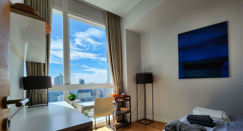 Condo en alquiler de 2 habitaciones en Khlong Toei, Bangkok