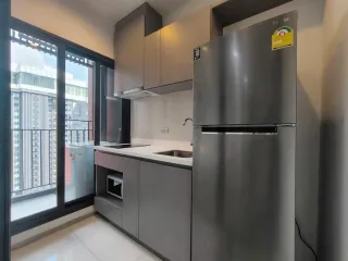 For rent studio condo in Huai Khwang, Bangkok
