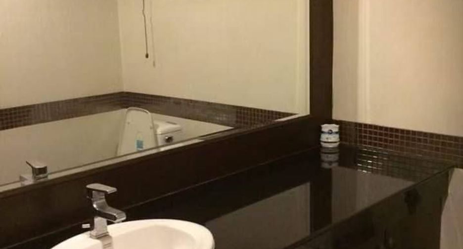 For rent 4 bedrooms house in Bang Lamung, Chonburi