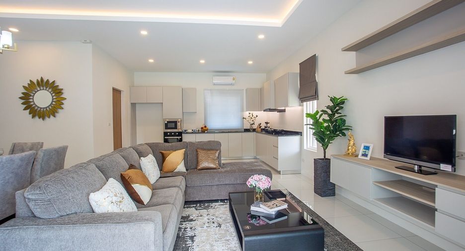 For sale 3 ベッドルーム villa in Hua Hin, Prachuap Khiri Khan