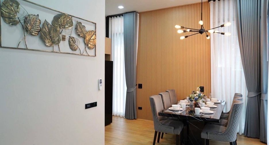 For sale 3 bedrooms villa in Sattahip, Chonburi