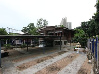 For sale 3 bedrooms house in Chom Thong, Bangkok