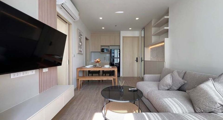 For rent 1 bed condo in Watthana, Bangkok