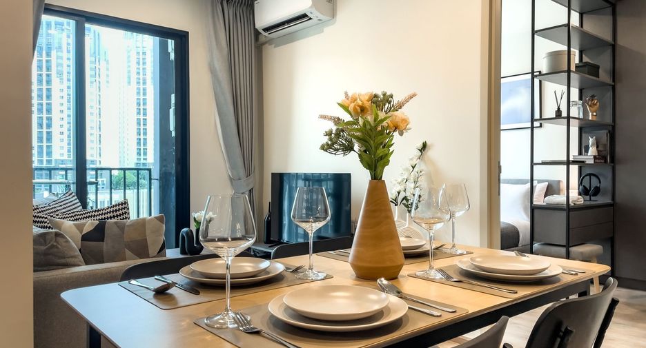 For sale 2 ベッドルーム condo in Huai Khwang, Bangkok