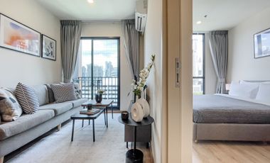 À vendre 2 chambres condo à Huai Khwang, Bangkok