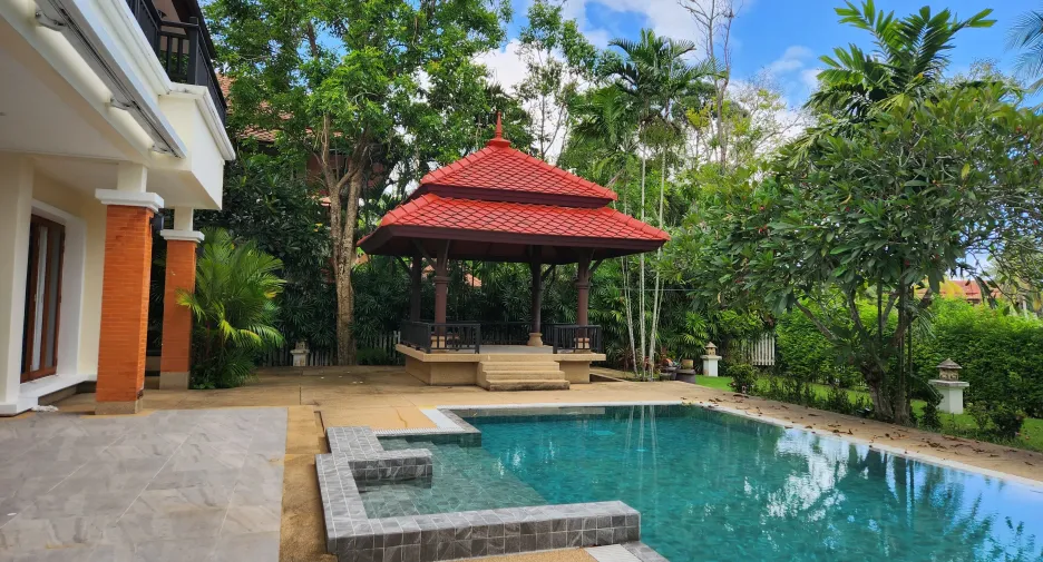 Villa zum Kauf und zur Miete mit 5 Zimmer in Thalang, Phuket
