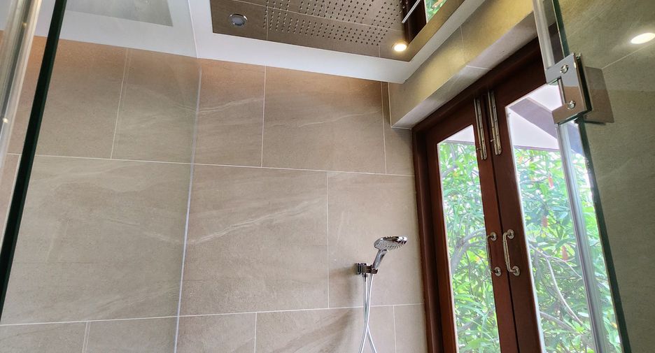 Villa zum Kauf und zur Miete mit 5 Zimmer in Thalang, Phuket