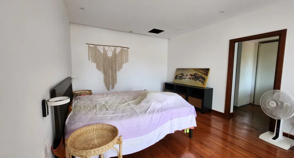 Villa zum Kauf und zur Miete mit 5 Zimmer in Thalang, Phuket