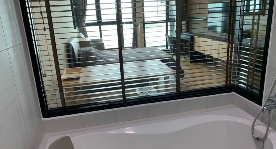 À vendre et à louer 1 chambre condo à Si Racha, Chonburi