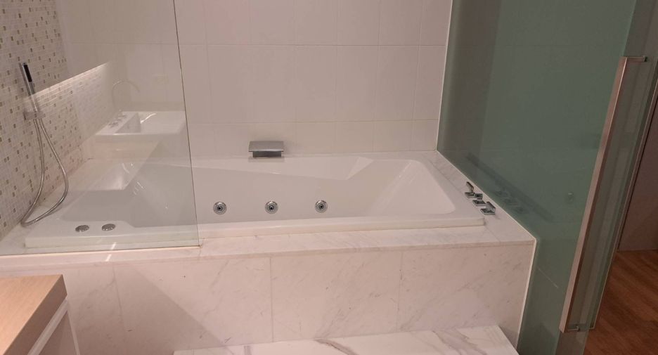 Condo en alquiler de 2 habitaciones en Bang Lamung, Chonburi