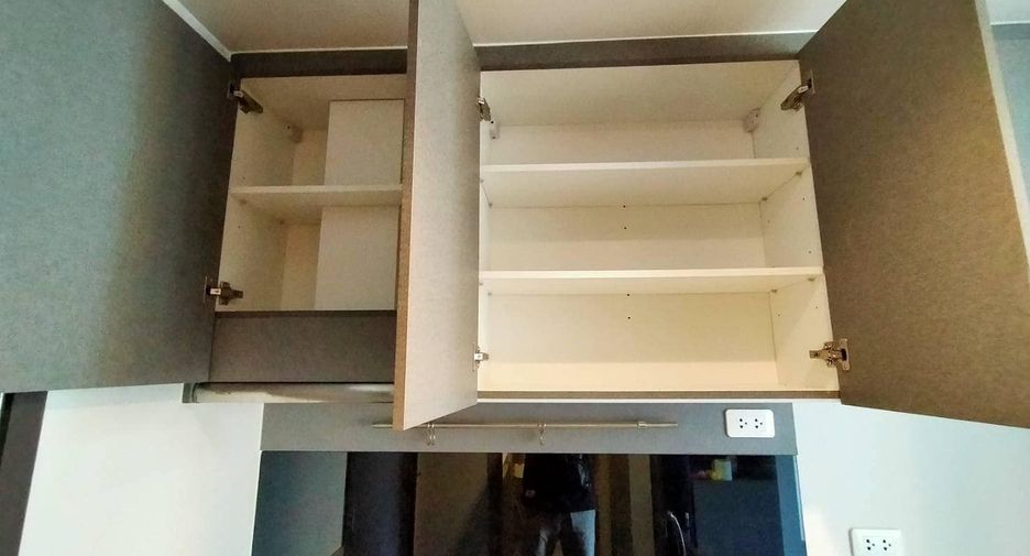 For rent studio condo in Phra Khanong, Bangkok